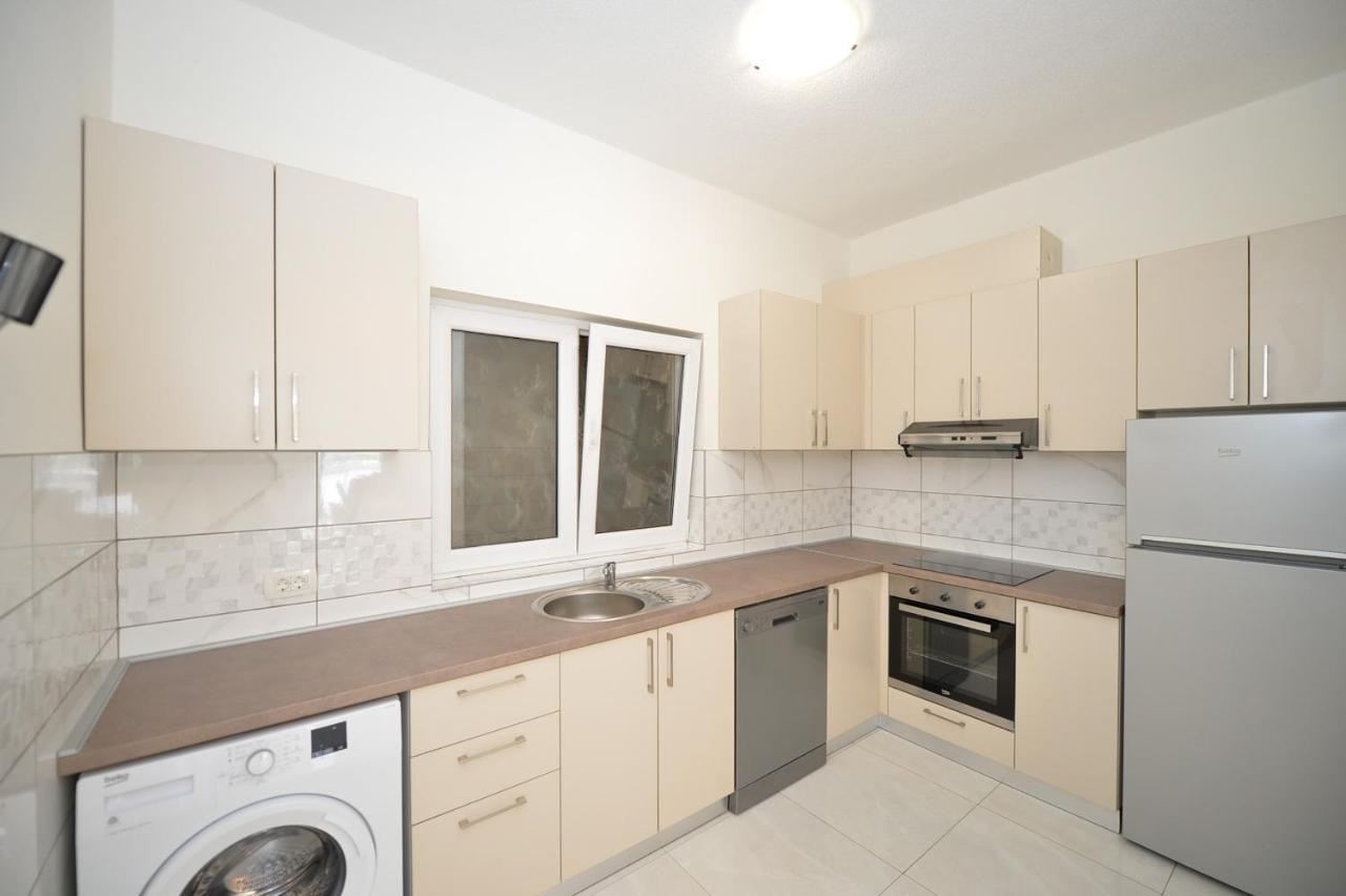 קוטור Apartments Seaview Estate Radovic מראה חיצוני תמונה