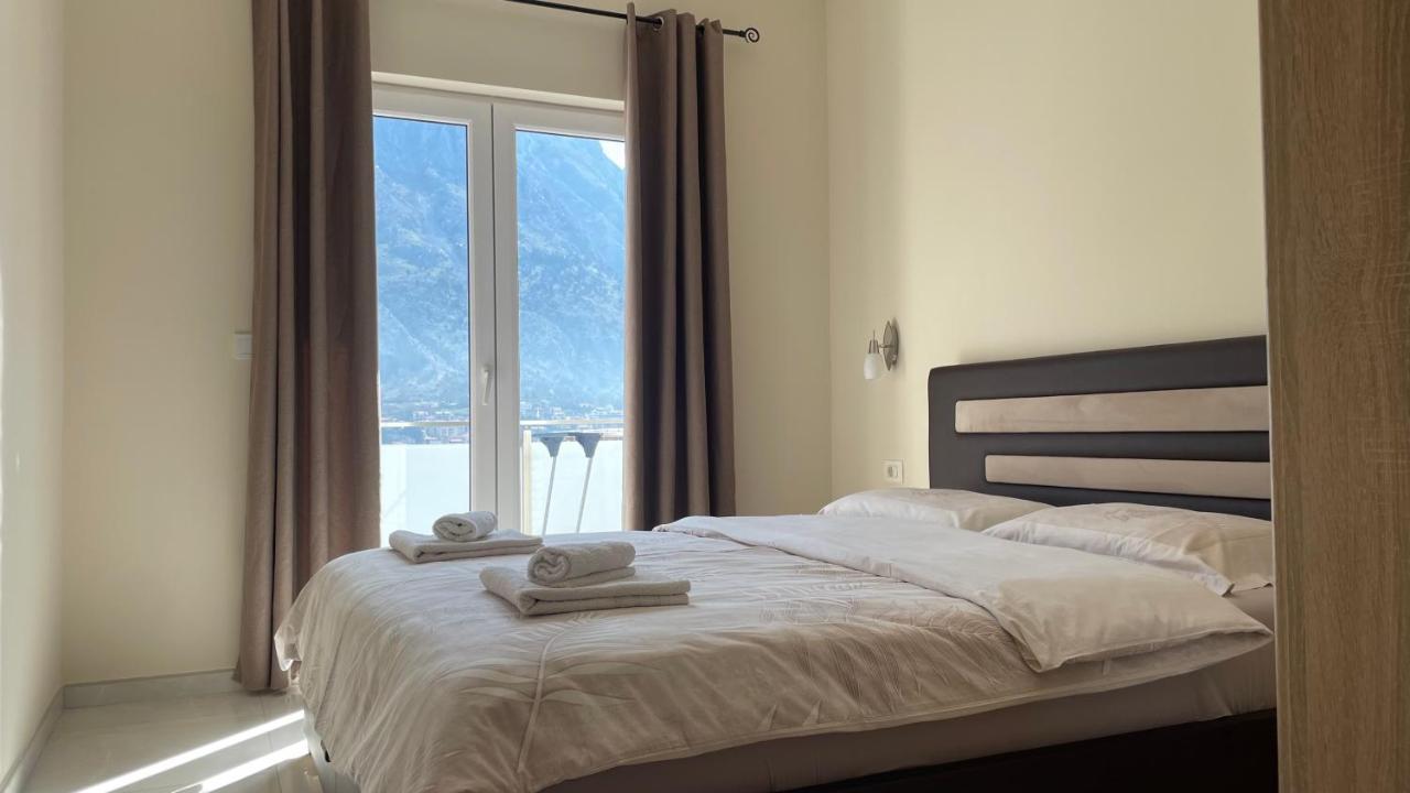 קוטור Apartments Seaview Estate Radovic מראה חיצוני תמונה